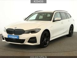 Weiß Gebraucht 2021 BMW 320e M Sport Kombi | 27.990 € (Fairer Preis)