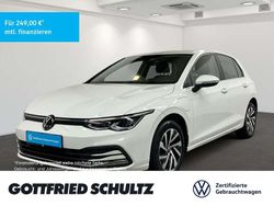 Weiß Gebraucht 2021 VW Golf VIII Style Limousine | 21.290 € (Superpreis)
