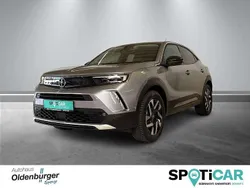 Kontrast grau/quarz silber Gebraucht 2022 Opel Mokka-e Elegance SUV | 21.945 € (Etwas zu teuer)