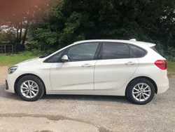 Weiß Gebraucht 2019 BMW 220 Active Tourer Advantage Van / Kleinbus | 14.650 € (Superpreis)