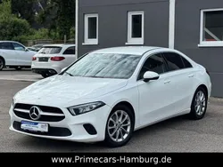 Weiß Gebraucht 2022 Mercedes A200 Limousine | 28.990 € (Etwas zu teuer)