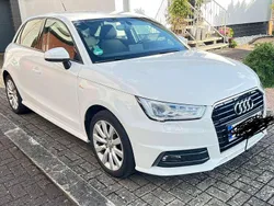 Weiß Gebraucht 2017 Audi A1 Sportback Kleinwagen | 11.900 € (Fairer Preis)