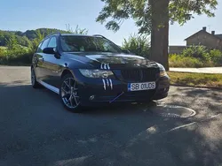 Blau Gebraucht 2007 BMW 318 Kombi | 2.500 €
