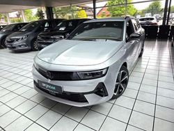 Kristallsilber metallic (metallic) Gebraucht 2024 Opel Astra GS Line Kombi | 25.950 € (Etwas zu teuer)