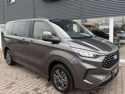 Grau Gebraucht 2024 Ford Tourneo Titanium Van / Kleinbus | 49.590 €