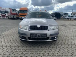 Silber Gebraucht 2007 Skoda Fabia Ambiente Kombi | 2.200 € (Guter Preis)