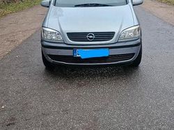 Grau Gebraucht 1999 Opel Zafira Van / Kleinbus | 1.800 € (Guter Preis)