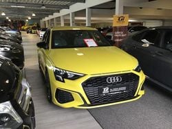 Gelb Gebraucht 2024 Audi A3 Sportback S-Line Kleinwagen | 33.999 € (Fairer Preis)