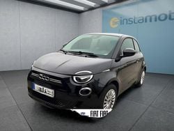Schwarz Gebraucht 2021 Fiat 500e Action Kleinwagen | 15.399 € (Etwas zu teuer)
