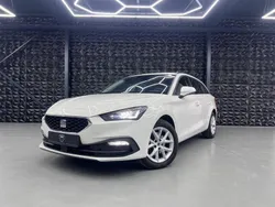 Weiß Gebraucht 2021 Seat Leon Style Kombi | 15.480 € (Fairer Preis)