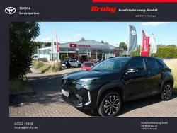 Mysticschwarz Neu 2025 Toyota Yaris Cross SUV | 28.969 € (Fairer Preis)