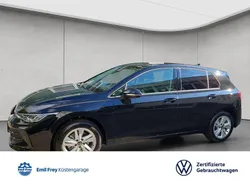 Schwarz Gebraucht 2024 VW Golf VIII Life Limousine | 28.290 € (Fairer Preis)