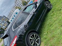 Schwarz Gebraucht 2014 Nissan Qashqai SUV | 9.999 € (Etwas zu teuer)