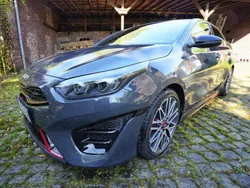 Grau Gebraucht 2021 Kia ProCeed Kleinwagen | 24.995 € (Fairer Preis)