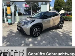 Beige Gebraucht 2024 Toyota Aygo Pulse Kleinwagen | 16.960 € (Fairer Preis)