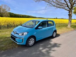 Blau Gebraucht 2021 VW e-up! Kleinwagen | 10.900 € (Guter Preis)