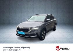 Graphitegrau metallic Gebraucht 2023 Skoda Karoq Style SUV | 25.470 € (Guter Preis)