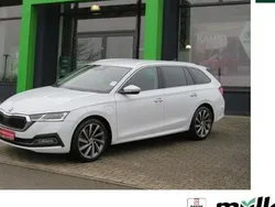 Weiß Gebraucht 2021 Skoda Octavia Style Kombi | 24.990 € (Fairer Preis)