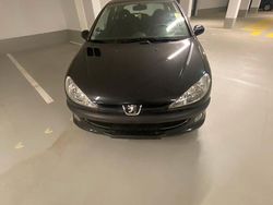 Schwarz Gebraucht 2007 Peugeot 206 Kleinwagen | 1.200 €