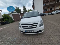 Weiß Gebraucht 2016 Hyundai H-1 Van / Kleinbus | 8.500 € (Guter Preis)