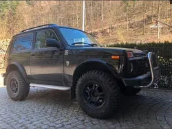 Schwarz Gebraucht 2018 Lada niva SUV | 24.500 €