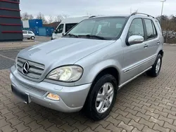 Silber Gebraucht 2005 Mercedes ML400 Edition SUV | 9.600 €