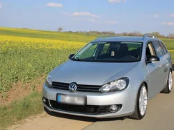 Silber Gebraucht 2011 VW Golf VI Style Kombi | 7.200 € (Teuer)