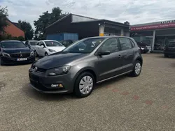 Grau Gebraucht 2014 VW Polo Kleinwagen | 8.450 € (Fairer Preis)