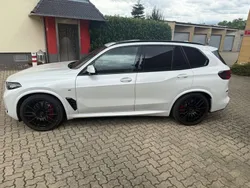 Weiß Gebraucht 2023 BMW X5 Sport Line SUV | 94.999 €