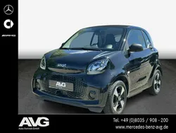 Schwarz Gebraucht 2024 Smart ForTwo Electric Drive Coupé | 15.800 € (Etwas zu teuer)