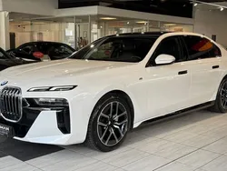 Weiß Gebraucht 2024 BMW 740 M Sport Limousine | 96.750 € (Fairer Preis)