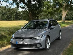 Grau Gebraucht 2022 VW Golf VIII Style Kombi | 21.290 € (Superpreis)