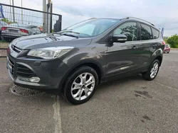 Grau Gebraucht 2016 Ford Kuga Titanium SUV | 10.900 € (Fairer Preis)