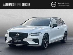 Crystal weiß perleffekt Gebraucht 2025 Volvo V60 Plus Kombi | 38.750 € (Fairer Preis)