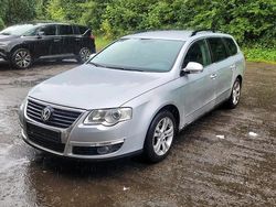 Grau Gebraucht 2006 VW Passat Kombi | 1.200 € (Superpreis)