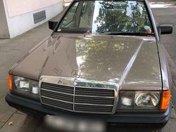 Beige Gebraucht 1988 Mercedes 190 Limousine | 3.000 €