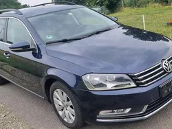 Blau Gebraucht 2011 VW Passat Kombi | 4.200 € (Guter Preis)