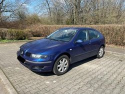 Blau Gebraucht 2003 Seat Leon Limousine | 499 € (Guter Preis)