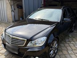 Schwarz Gebraucht 2012 Mercedes C220 Elegance Kombi | 7.399 € (Fairer Preis)