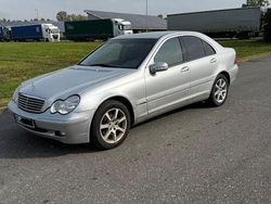 Silber Gebraucht 2001 Mercedes C180 Elegance Limousine | 1.500 € (Superpreis)
