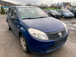 Blau Gebraucht 2009 Dacia Sandero Kleinwagen | 650 € (Guter Preis)