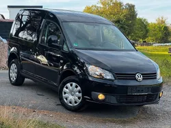 Schwarz Gebraucht 2011 VW Caddy Van / Kleinbus | 4.990 € (Guter Preis)