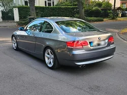 Grau Gebraucht 2006 BMW 325 Coupé | 5.700 €