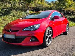 Rot Gebraucht 2014 Opel Astra GTC S Coupé | 10.200 € (Teuer)