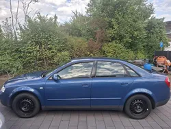 Blau Gebraucht 2002 Audi A4 Limousine | 2.599 € (Fairer Preis)