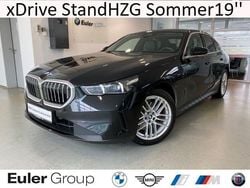 Schwarz Gebraucht 2024 BMW 520 Comfort Edition Limousine | 48.433 € (Superpreis)