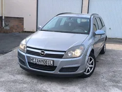 Grau Gebraucht 2005 Opel Astra Kombi | 1.599 € (Fairer Preis)