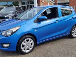 Blau Gebraucht 2015 Opel Karl Edition Kleinwagen | 6.900 € (Fairer Preis)