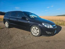Schwarz Gebraucht 2009 Opel Astra Kombi | 3.799 € (Etwas zu teuer)