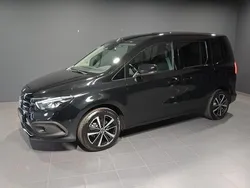 Loparitschwarz metallic Gebraucht 2023 Mercedes EQT200 Van / Kleinbus | 24.870 € (Guter Preis)